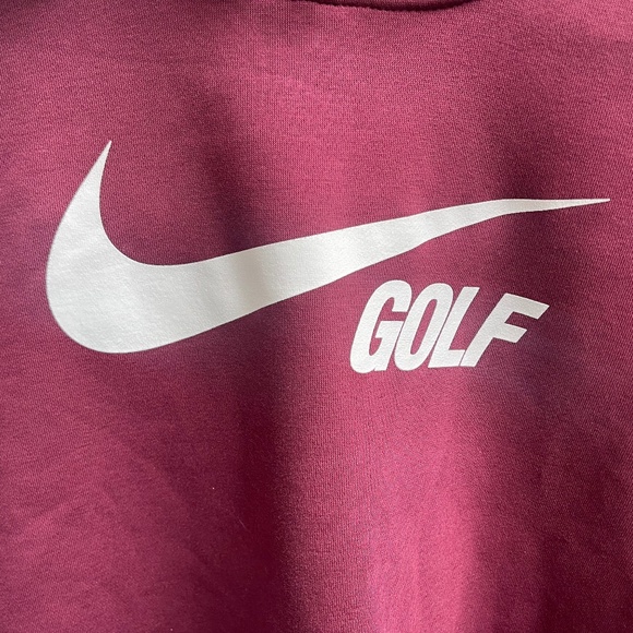 Unworn Nike Medium Mens Fleece Club Golf Hoodie in Dark Maroon - Picture 2 of 4